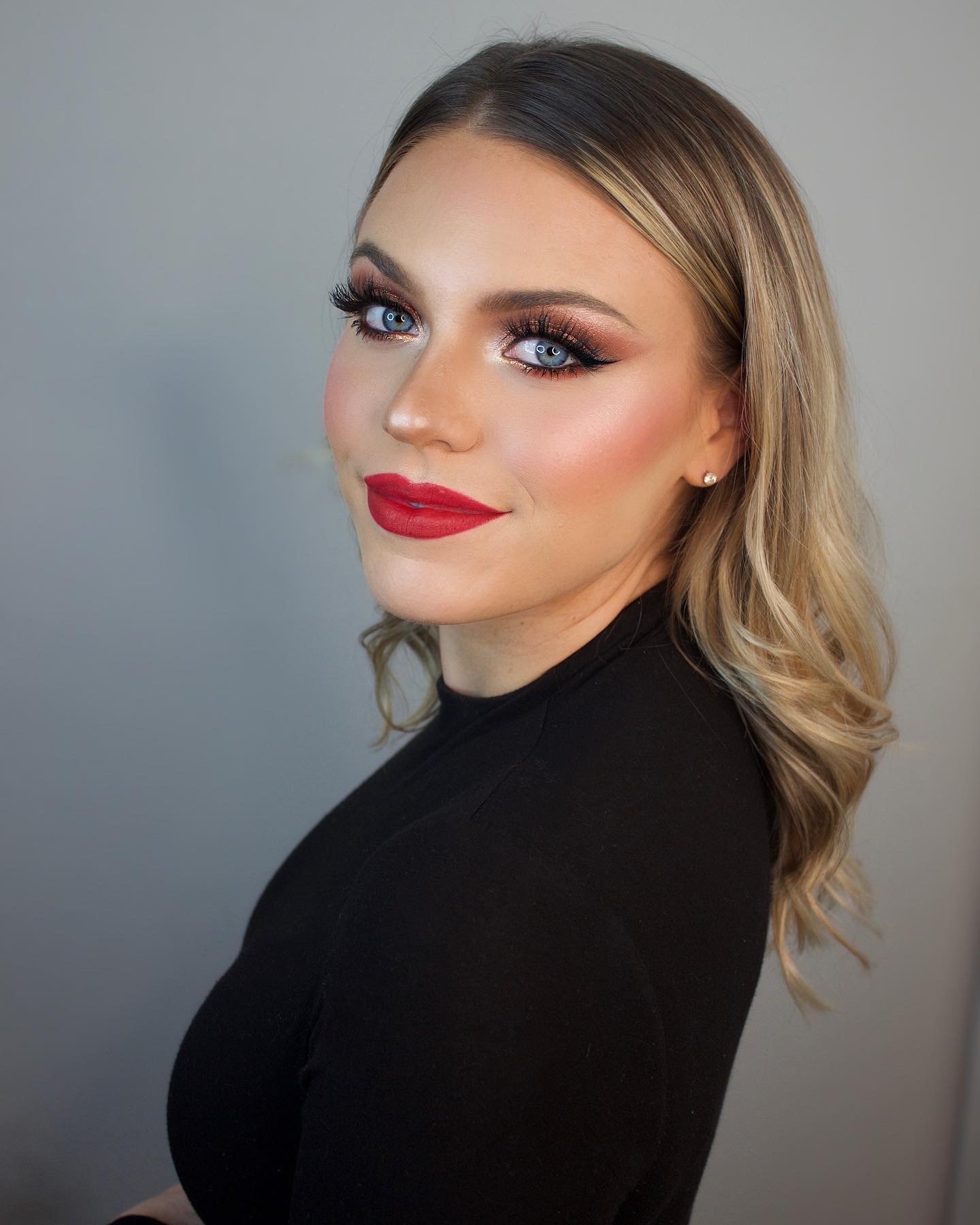 Glam makeup by Jacqueline Cole