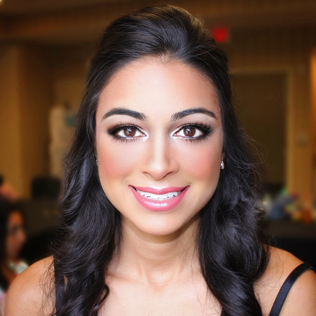 Glam makeup by Jacqueline Cole