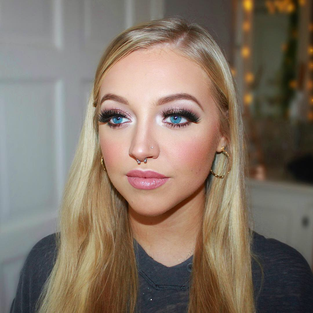 Glam makeup by Jacqueline Cole