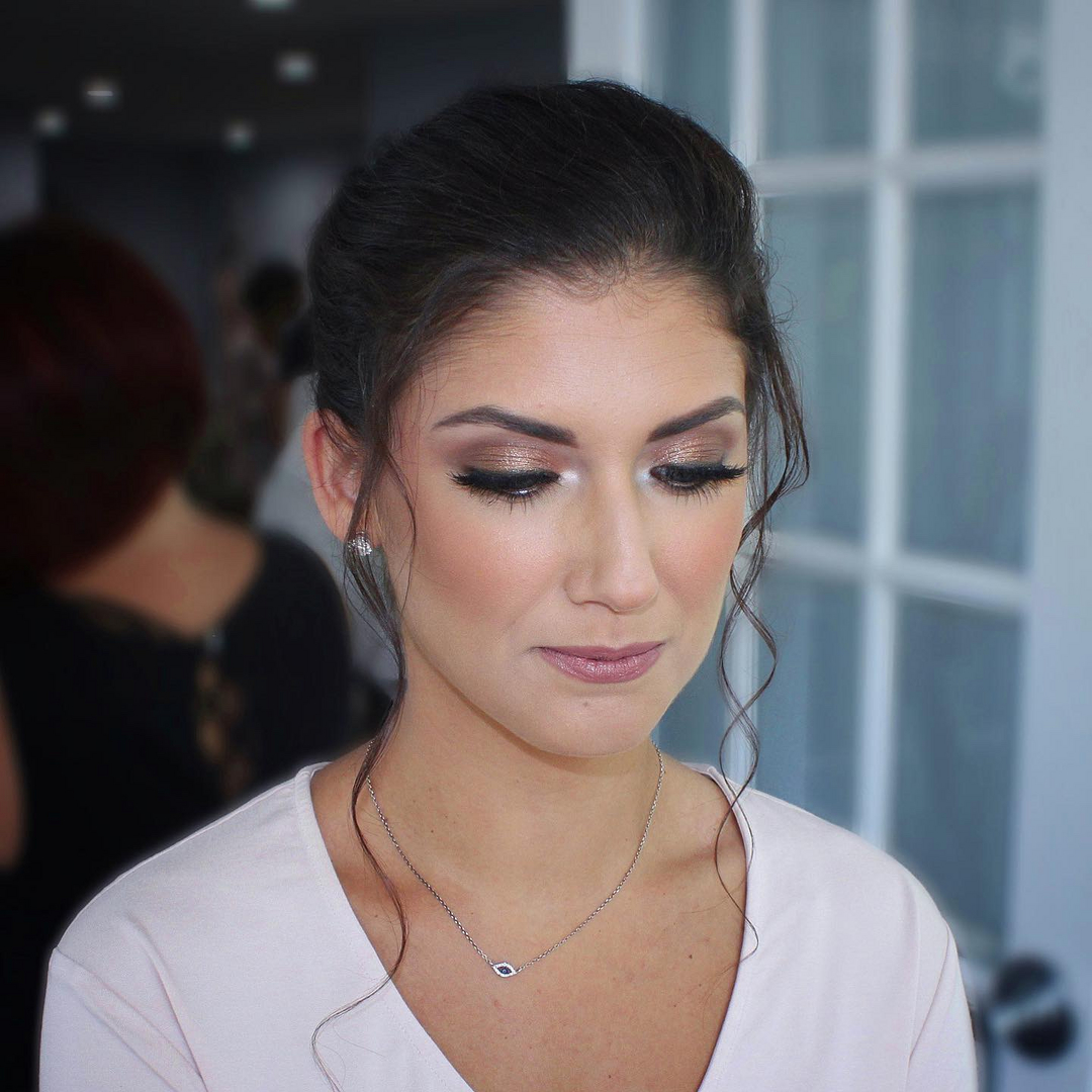 Glam makeup by Jacqueline Cole