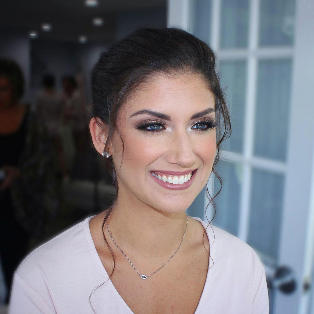 Glam makeup by Jacqueline Cole
