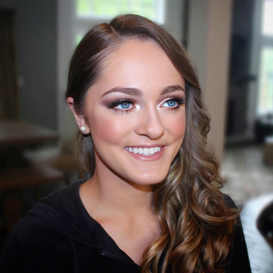 Glam makeup by Jacqueline Cole
